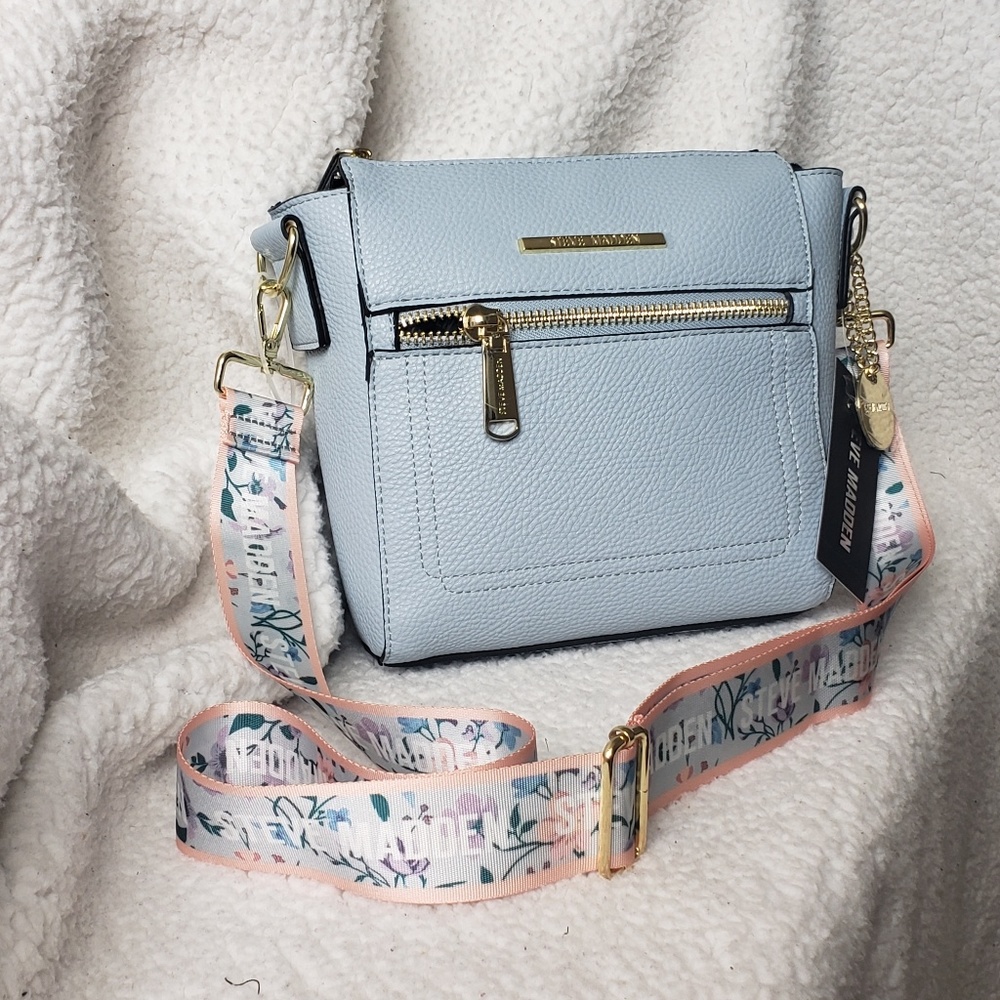 STEVE MADDEN SPRING BABY BLUE CROSSBODY